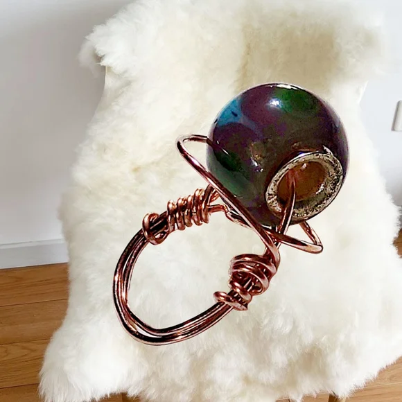 👣4/$20. Hand Wired Ring w/ Murano Glass Bead. Size 5 - Picture 5 of 9